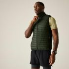 Regatta AndresonHybridB/W Férfi könnyû steppelt mellény zöld