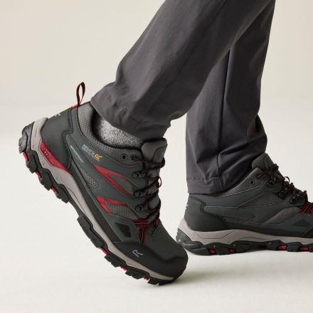 Regatta Holcombe 3 Low Férfi túracipő fekete