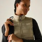 Regatta WmnHillpkB/WII Női könnyû steppelt mellény bézs