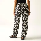 Regatta Elbrie Trousers Női lenge nadrág fekete