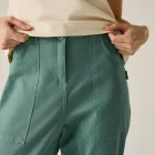 Regatta Shorebella Capri Női capri nadrág zöld