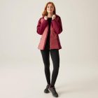 Regatta WmnHghStchPdJKTIV Női bélel Isotex 15000 vízálló és légáteresztő dzseki piros