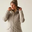 Regatta Romine II Női bélelt meleg kabát 10000 vízálló és lélegző bézs