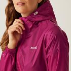 Regatta Wmn Pk It Jkt III Női Isolite 5000 vízálló és légáteresztő könnyû esőkabát piros