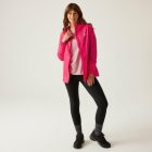 Regatta Wmn Pk It Jkt III Női Isolite 5000 vízálló és légáteresztő könnyû esőkabát rózsaszín/korall/pink